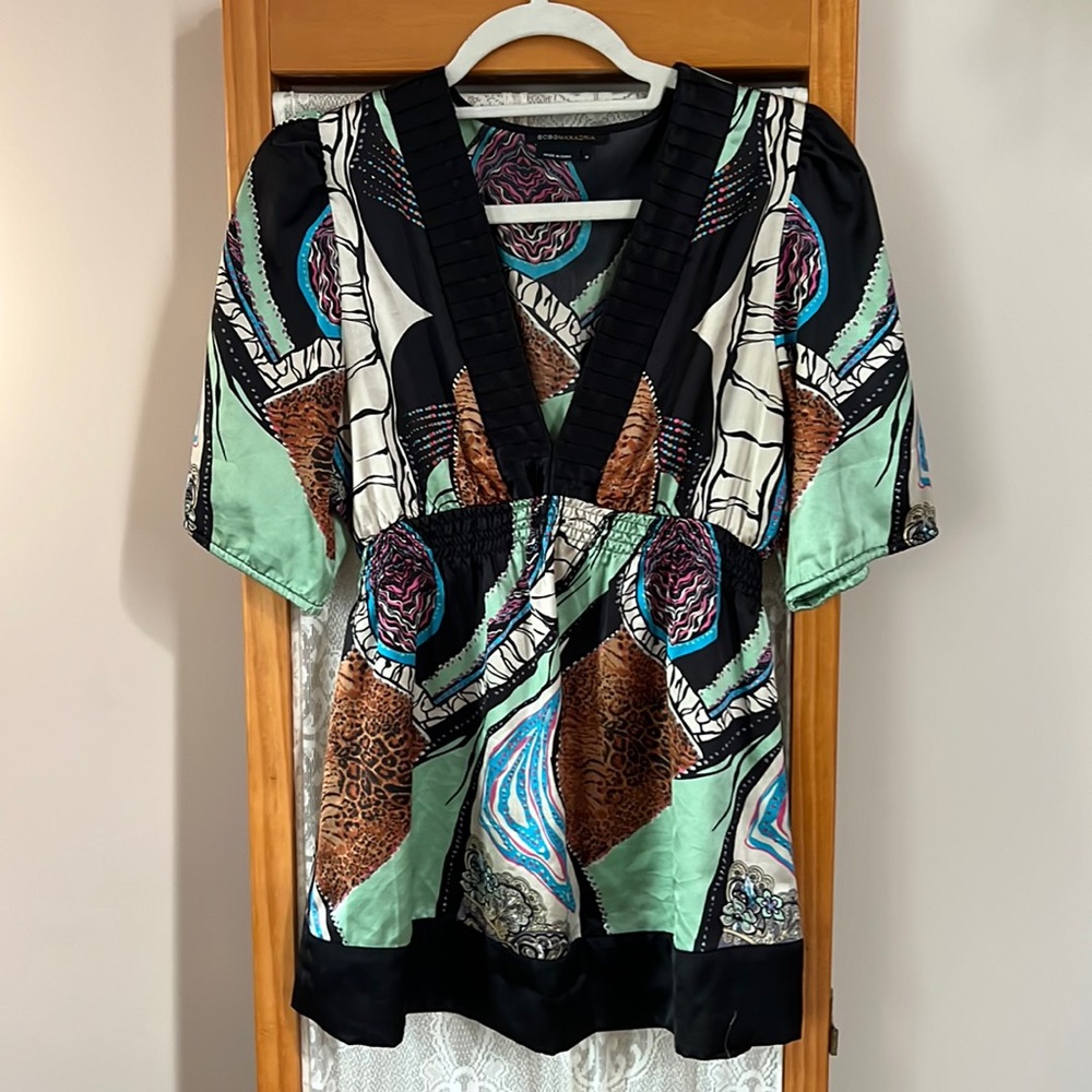 BCBGMaxAzria Black/Multicolor Blouse, Size M